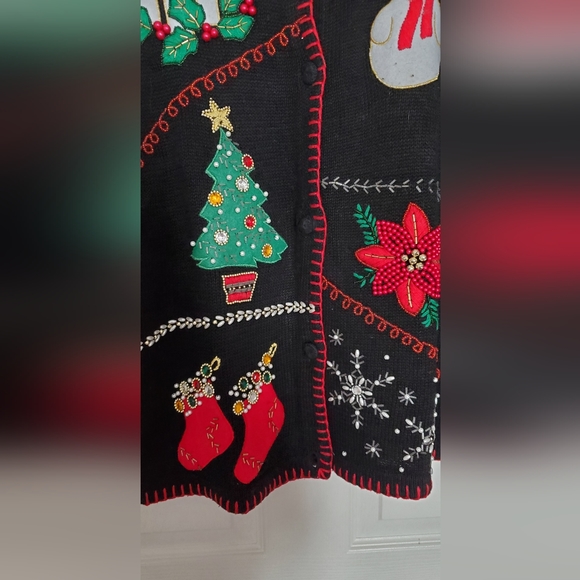 Women's Christmas button down sweater - Picture 2 of 2